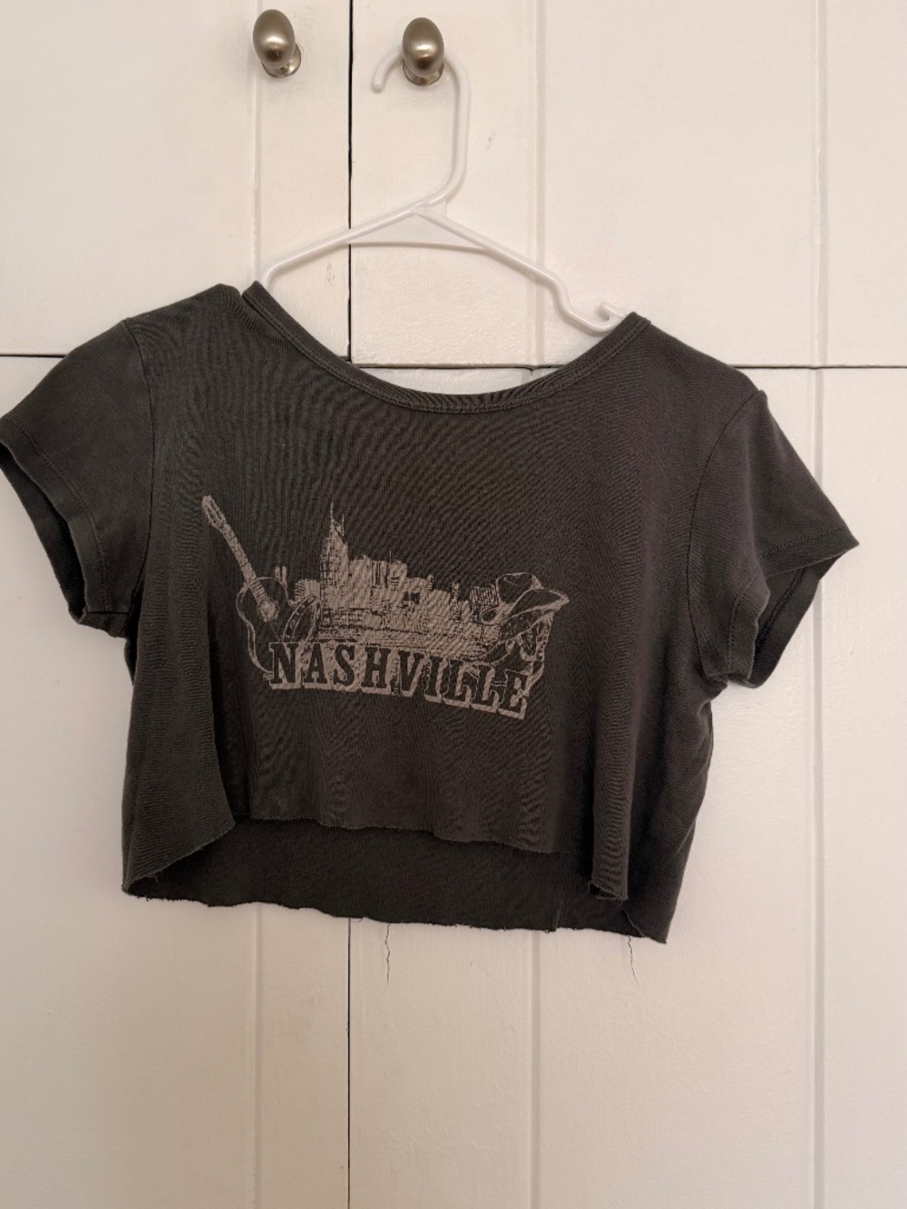 Nashville Graphic Cropped Top Brandy Melville
